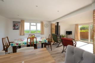 The Annexe at Hilliers - - 6