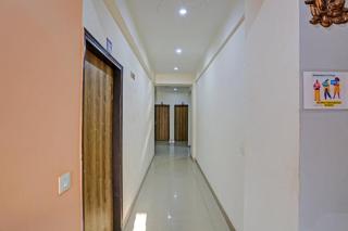 Hotel O Backpackers Nest - Gurgaon - 9