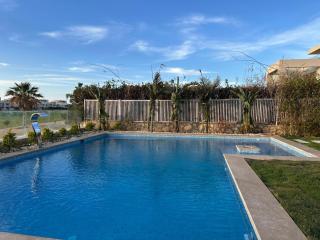 Hacienda Bay Private Pool with Jacuzzi - El Alamein - 9