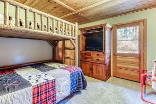 Large Log Home - Hot Tub, Close To Town! - Leavenworth - 8