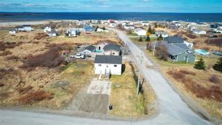 Peaceful 2 Bedroom Cottage - Musgrave Harbour - 6