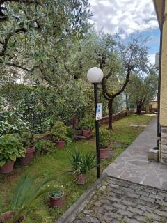 Casa gatta rossa orange cat house - Pescia - 5