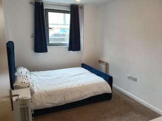 1 Bed Apartment very near to mailbox and broad street and New street station - 4