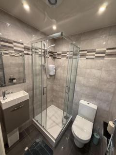 Double Rooms - Near City and Uni - 4