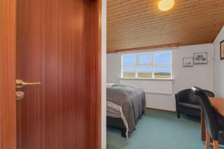 Hestakráin Guesthouse - 1