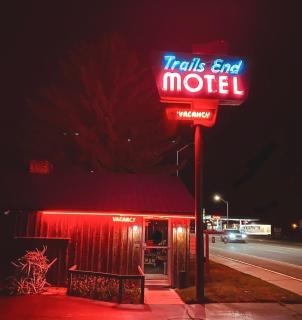 Trails end motel - 0