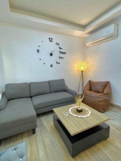 Classy studio with balcony - Amã - 1