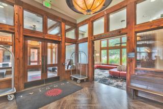 Unequalled Ski in Out, Next to Gondola, Sundial 1Br, Pool, Hot tub, Condo Nast Winner B217 - Park City - 1