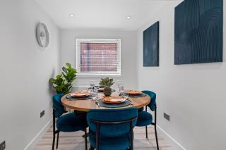 Archway Haven - 2 min from Station - Free Parking - Courtyard - Swindon - 4