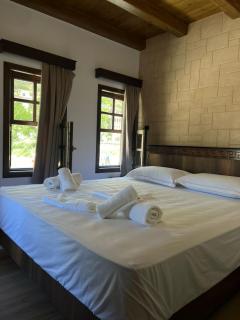 Gimis House Hotel - 9