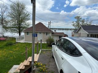 Waterfront Cottage Near Toronto Private Dock, Water Crafts, BBQ Wi-Fi - Sleeps 4 - 2