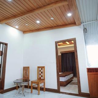 Athira Holidays Inn - Ramakkalmedu - 4