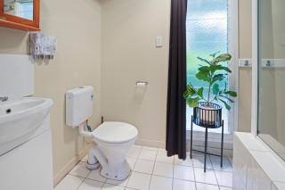 Emerald Lux Apartments 1 - 3