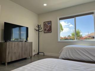 Gated & remodeled 2b2b house 3373 - Baldwin Park - 2