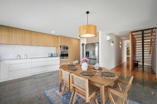 Beautiful Balook - 3 Bedroom Beach House - Lauderdale - 9
