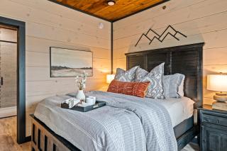 6Br7Ba,Lux retreat,Pool,Hot Tub,WatrPark,TheaterRoom-Sleeps22 - Sevierville - 4