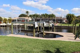 The Happy Pelican - Cape Coral - 4