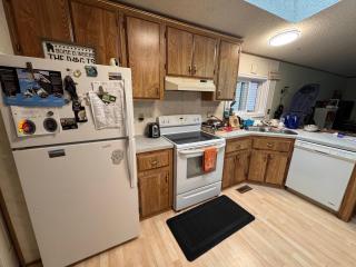 Luke's Place - Calgary - 6