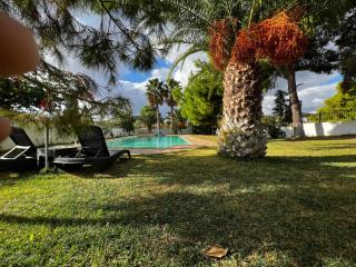 Silver Apartment with Swimming Pool - 2