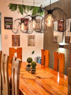 4 Bedroom with Garage up to 12 Guests - near Airport walking distance to stores and restaurants - Manila - 1