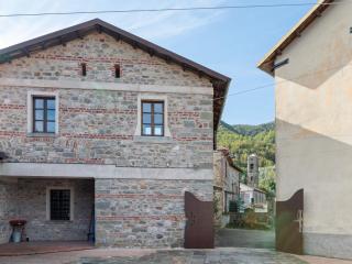 Flat with heated hot tub and shared pool - Casola in Lunigiana - 1