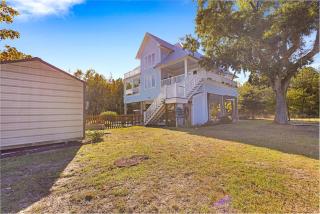 Luxury Beachside Haven with Pool and Elevator - Long Beach - 6