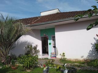 1 Quarto em Local Acolhedor e Familiar - Joinville - 1