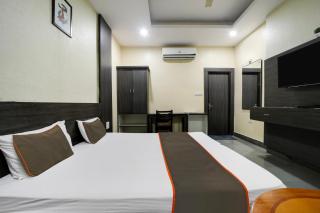 Collection O Hotel Silver Inn - 5