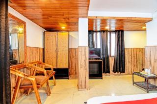 Hotel O Shanti Palace - Darjeeling - 2