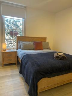 Rustic PepperTree Views - Rockingham - 9