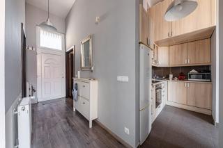 Gold Leaf Apartment in the City Center - Budapest - 7