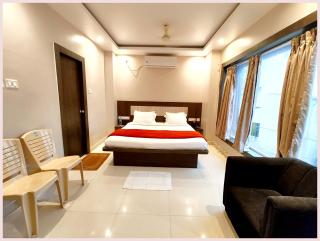 HOTEL HOME! PREMIUM #TOWN Puri Near Golden Beach and Shree Jagannath Temple - Fully-Air-Conditioned-with-Lift-wifi-Home Style-Food Menu-and Parking Facilities - Excellent Customer Service Awarded - Best Seller - Puri - 0