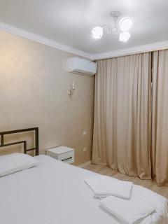 Двухкомнатная на Атланте - Almaty - 9