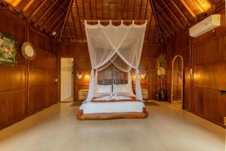 Dani Beach Villa - Beachfront Villas in Penuktukan - Gretek - 6