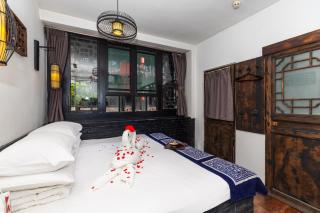 Elsewhere Hotel The former residence of the draft bank - 2