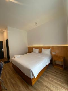 Christika Homestay - Labuan Bajo - 6
