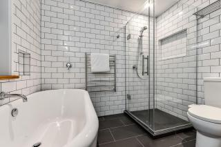 River View Home - Hamilton - 6