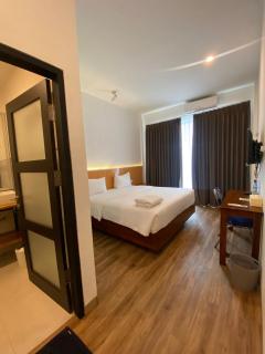 Christika Homestay - Labuan Bajo - 9