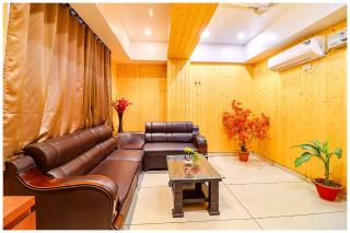 HOTEL Trends INN Near Sea Beach And Jagannath Temple - Restaurant & Lift Facilities - Fully Air conditioned Rooms And Spacious - Luxuary Hotel - Puri - 3