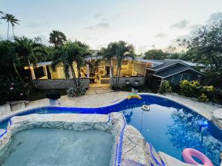 Portlock Paradise Hale home - 0