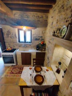 Thelya's Stone House - Apóllona - 6