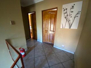 Home staying - Bloemfontein - 7