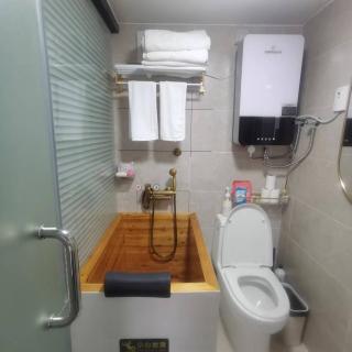 QianYue International Mansion Canton Fair and Baiyun Airport free - Guangzhou - 4