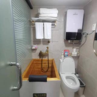 QianYue International Mansion Canton Fair and Baiyun Airport free - Guangzhou - 9