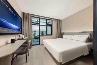 Atour Light Hotel Hangzhou West Lake Lakeside Qinghefang - Hangzhou - 1