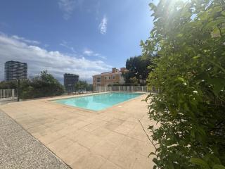 STUDIO BEAUSOLEILMONACO TERRASSE VUE MER Clim et Accès Piscine - Beausoleil - 1