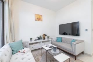Exceptional 4 Bedroom Villa Perfect for Everyone - Dubai - 4