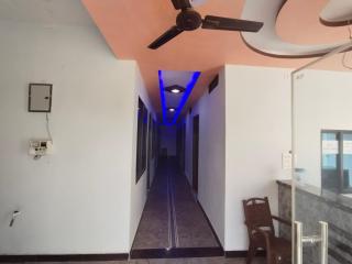 Singh shab hotel and marrige palace - Orchha - 3
