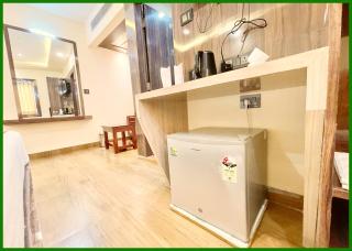A PREMIUM HOTEL A ! One # Pride Near Sea Beach - Restaurant- Lift and Parking Facilities - Fully Air Conditioning Hotel - All Rooms Spacious - A Premium Hotel In Puri - Puri - 1