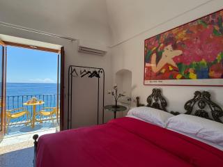 La Dolce Vita a Positano boutique hotel - Positano - 1